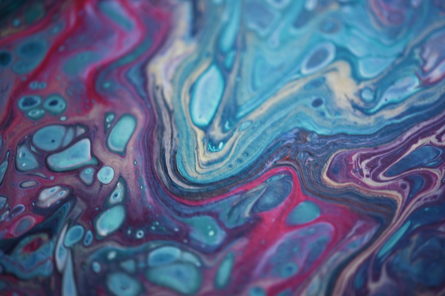 Building Your Brand: 6 Social Media Strategies